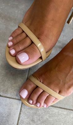 Summer Pedicure, Nails Bridesmaid, Acrylic Toes, Acrylic Toe Nails, Cute Toe Nails, Summer Toe Nails