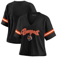 Add a touch of Cincinnati Bengals style to your game day look with this WEAR by Erin Andrews Color Block Boxy V-Neck T-Shirt. The luxuriously soft jersey fabric feels great against your skin, while the boxy fit allows for freedom of movement whether you're cheering from the stands or relaxing at home.  Bold sleeve stripes and a color block design create a dynamic look, while the script team name and primary logo on the front proudly display your Bengals pride. Collegiate V-neck Top With Letter Print, Game Day V-neck Top With Letter Print, V-neck Game Day Top With Letter Print, V-neck Tops For College Sports Season, V-neck Graphic Print Top For Sports Season, V-neck Top With Graphic Print For Sports Season, V-neck Letter Print Tops For Game Day, V-neck Tops With Letter Print For Game Day, Collegiate Sports V-neck Top