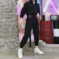 Black Long Sleeve Jumpsuit, Trend Hoodie, Harem Pants Hip Hop, Cropped Pants Men, Korean Mens Fashion, Mens Cargo Trousers, Hip Hop Trends, Hip Hop Hoodies