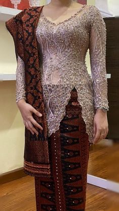 Model Kebaya Untuk Orang Gemuk, Gaun Peplum, Renda Kebaya, Mix And Match Outfits Hijab