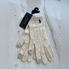 Ralph Lauren Cashmere Gloves . Brand New With Tags. 100% Cashmere. On The Tag, The Old Price Has Already Risen In Price. Sold Out In The Store. Cute Gloves Aesthetic, Ralph Lauren Accessories, Stockholm Accessories, Hogwarts Fits, Old Ralph Lauren, Ralph Lauren Winter, Ralph Laurent, Cashmere Gloves, Fashionista Clothes