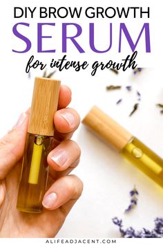 Natural homemade brow growth serum in a glass tube with bamboo lid. Text overlay: DIY eyebrow growth serum for intense growth. Diy Eyebrow Growth Serum, Homemade Lash Serum, Eyebrow Growth Remedies, Eyebrow Oil, Eyelash Growth Diy, Eyebrow Growth Oil, Diy Eyebrow, Diy Eyelash Growth Serum