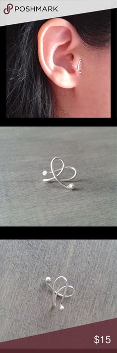 Tragus Cuff, Tragus Ear Cuff, Ear Piercing Ideas, Ear Piercings Tragus, Conch Jewelry, Pierced Ear, Piercing Ideas, Ear Piercing