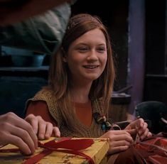 Ginny Wallpaper, Ginny Weasley Wallpaper, Ginny Weasley Icon, Weasley Wallpaper, Ginny Potter, Pottermore Wand, Hery Potter