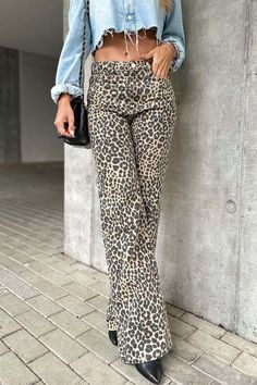 SPU:YSGJ24052912Style:CasualSeason:All seasonPatten Type:leopard printMaterial:Cotton Blend Pants Size Waist Hips Length CM inch CM inch CM inch S 68 26.8  100 39.4  105 41.3  M 73 28.7  105 41.3  106 41.7  L 78 30.7  110 43.3  107 42.1  XL 83 32.7  115 45.3  108 42.5  2XL 88 34.6  120 47.2  109 42.9  3XL 93 36.6  125 49.2  110 43.3  4XL 98 38.6  130 51.2  111 43.7  5XL 103 40.6  135 53.1  112 44.1  This data was obtained from manually measuring the product, it may be off by 1-2 CM. Casual Leopard Print Straight Leg Jeans, Casual Straight Leg Leopard Print Jeans, Casual Leopard Print Straight Leg Bottoms, Trendy Straight Leg Leopard Print Jeans, Casual Full Length Leopard Print Pants, High Rise Leopard Print Bottoms For Fall, Casual High Waist Leopard Print Pants, Casual Leopard Print Jeans For Fall, Trendy High Waist Leopard Print Pants