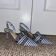 Gianni Bini Ruffled Kitten Heels. Sling Back. Light Blue And Black. Never Worn. Size 6.5 Chic Blue Slingback Pumps, Spring Formal Heels With Ruffles, High Heel Ruffled Summer Heels, Summer High Heels With Ruffles, Chic Striped High Heel Shoes, Evening Heels With Ruffles And Ankle Strap, Chic Striped High Heel, Summer Ruffled High Heel Shoes, Spring Evening Heels With Ruffles