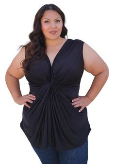 Affordable Plus Size Tops | SWAK Designs Plus Size Clothing Collection Leggings Shorts, Plus Size Brands, Chic Blouses, Professional Attire, Stylish Plus, Sleeveless Tunic, Dress For Success, Shorts Jeans, Tunic Length