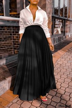 Olivia Mark - High Waist Solid Color Loose Folded Bottoms – Green Casual Solid A-Line Style High Waisted Pleated Skirt, Pleated Long Skirt, Black Pleated Skirt, Pleated Maxi Skirt, Maxi Dress Prom, Classy Work Outfits, Looks Street Style, Classy Casual Outfits, Stylish Work Outfits