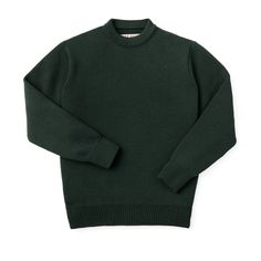 Made in the USA, the Filson Crewneck Guide sets the standard for what a sweater should be–non-bulky, with a smooth finish and density that makes it exceptionally warm and durable. With ample stretch and outstanding breathability, our Crewneck Guide Sweater would be unnoticeable to wear, if not for its exceptional warmth. The rib-knit collar, cuffs and hem ensure a custom fit and retain their shape year after year. The U.S. -sourced wool is sourced from U.S. from merino sheep prized for their lon Quarter Zip Men L.l.bean, Mens Olive Green Sweater, Forest Green Mens Sweater, Mens Sage Green Sweater, Knitted Outfits For Women, Natural Rain, Male Sweater, Mens Green Sweater, Mens Sweaters