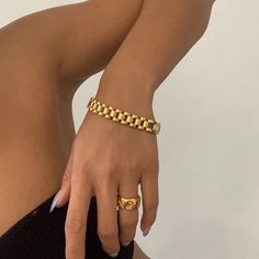 This bracelet is all the rave. Absolutely a show stopper and looks great stacked with any of our bangles. 18k gold plated water and tarnish resistant hypoallergenic It's a timeless piece that you'll be proud to show off and wear everyday. 18k gold plated water and tarnish resistant hypoallergenic South Korea Fashion, 18k Gold Bangle, Diamond Engagement Band, Bracelet Rose Gold, Bracelet Couple, The Bangles, Boho Crystal, Gold Wrap, Estilo Boho Chic