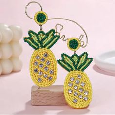 Add A Playful Touch To Your Look With These Lightweight, Handmade Beaded Pineapple Earrings. Perfect For Pineapple Lovers, These Earrings Feature Vibrant Beadwork And A Unique, Artisanal Design Beaded Pineapple, Felt Earrings, Free People Earrings, Pineapple Lovers, Felted Earrings, Artisanal Design, Pineapple Earrings, Gold Heart Earring, Beaded Earrings Diy