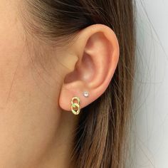 Tiny, classic curb chain earrings. Perfect for first or second piercings.  - 925 sterling silver, plated with 18k gold  - Push back post  - Earring height: 11 mm  - Earring width: 5 mm Also available in silver: https://www.etsy.com/ca/LittleGoldLuxe/listing/1034590493/curb-chain-earrings-white-gold-925?utm_source=Copy&utm_medium=ListingManager&utm_campaign=Share&utm_term=so.lmsm&share_time=1623421947496 ❥ Our pieces are hypoallergenic and made to last a lifetime. Wear our jewelry in the shower, Dainty Sterling Silver Jewelry With Curb Chain, Gold Cartilage Earrings With Adjustable Chain, Gold Cartilage Earrings With Adjustable Chain For Everyday, Elegant Everyday Cartilage Earrings With Adjustable Chain, Everyday Gold Drop Earrings, Everyday Gold Tarnish-resistant Piercings, Gold Elegant Everyday Piercings, Elegant Everyday Gold Piercings, Gold Sterling Silver Piercings For Everyday