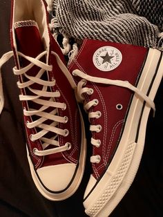 Cute Converse, Dr Shoes, Red Converse, Plaid Shirts, Shoe Inspo, Aesthetic Shoes, Swag Shoes, Pretty Shoes