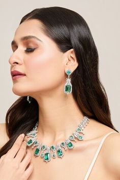 Silver polish long tear drop carved necklace with luxe green doublet stone embellishment. Comes with earrings. - Aza Fashions Drop Emerald Necklace For Formal Occasions, Carved Necklace, Silver Polish, Jewellery Sets, Mixed Metals, Tear Drop, Aza Fashion, Necklace Set, Jewelry Sets