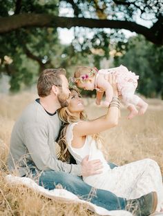 AMAZING PHOTOS here!!! ---> mariel hannah: Flower Crowns & Family                                                                                                                                                      More Family Photo Poses With Baby, Adventure Photoshoot, Rivera Family, Month Pictures, Month Photos, Family Photoshoot Poses