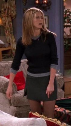 Rachel Green Outfits Mini Skirt, Rachel Green Style Aesthetic, Rachel Green Mini Skirt Outfit, Rachel Green Black Mini Skirt, Rachel Green Outfits Ralph Lauren, Rachel Green Outfits Autumn, Rachel Green Plaid Skirt Outfit, Rachel Green Season 3 Outfits, Rachel Green Lookbook