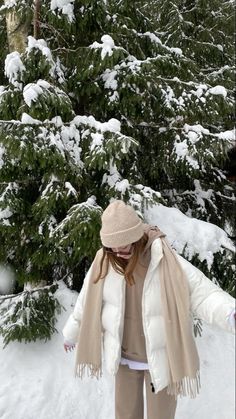 Winter Outfit Inspo Snow, Outfits For Super Cold Weather, Winter Outfits Cold Christmas, Winter Outfits Aesthetic Christmas, Winter Aesthetic Pics, Winter Pics Aesthetic, Winter Pics Instagram, Winter Inspo Pics, Vanilla Girl Outfits Winter