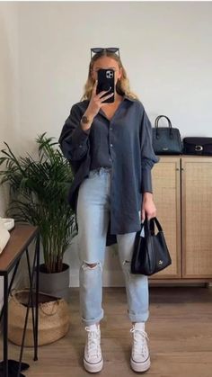 Outfit Ideas For September, Basic College Outfits Winter, Casual Outfits Back To School, Campus Fall Outfits, Spring Outfit Inspo 2023 Casual, Everyday Basics Outfit, Fall 2023 Outfits College, Outfit Ideas Daily, Non Casual Outfits