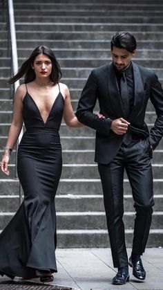 Wedding Suits Men Black, All Black Suit, Black Outfit Men, Black Tie Attire, Black Suit Men, Black Suit Wedding, Couples Outfit, Dress Suits For Men, Streetwear Mode