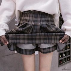 Cozy Skirt for Winter Evenings Cozy Skirt, Summer Mini Skirt, Mid Calf Skirt, Pleated Skirt Short, Winter Wardrobe Essentials, Winter Chic, Half Skirt, Winter Skirt, Plaid Fashion