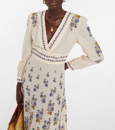 Find ETRO Paisley Midi Dress on Editorialist. Made in Italy. Material: 98% polyester, 2% elastane. Care instructions: dry clean. Designer color name: Bianco. Bohemian Midi Dress For Spring Workwear, Bohemian V-neck Formal Dress, V-neck Paisley Print Dress For Spring, Spring V-neck Paisley Print Dress, Bohemian Midi Dress For Work, Spring Paisley Print V-neck Midi Dress, Spring Paisley Print V-neck Maxi Dress, V-neck Midi Dress With Paisley Print For Spring, Spring V-neck Midi Dress With Paisley Print