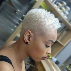 All Natural Cutie 💐🌺 (@all_naturalcutie) • Instagram photos and videos Ice Blond, Pixie Styles, Short Natural Hair Styles, Platinum Blonde, Hair Short, Short Cuts, Natural Hair, All Natural