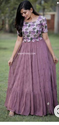 Frock Designs For Women, Iphone Technology, Gown Designs, Simple Frock Design, Long Gown Design