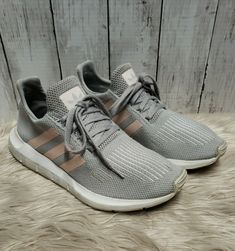 Adidas Swift Run Knit Running Shoes Gray Ice Pink Sneakers Women's Sz 10 CG4140. Pink Tennis Shoes, Adidas Swift Run, Pink Sneakers, Grey Adidas, Adidas Tubular Defiant, Tennis Shoes, Pink Grey, Womens Sneakers, Adidas Sneakers