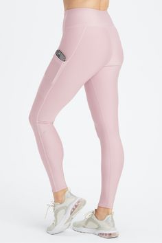 Cold Weather High-Waisted Pocket Legging Fabletics Muted Mauve/Egret female Activewear >> Womens >> Bottoms >> Leggings >> Full Length regular Training 4-Way Stretch/Chafe-Resistant/External Pockets/Moisture-Wicking/Pockets Soft brushed lining for extra warmth Female Activewear, Short Faux Fur Jacket, Pink Pilates, Pilates Princess, Pink Workout, Leopard Print Jacket, Black Seamless, Leggings With Pockets, Weekly Outfits