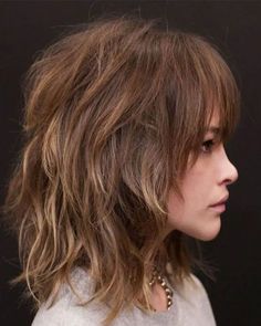 61 Shoulder-Length Hairstyles for Women: Trendy Medium-Length Styles Medium Layered Hairstyles, Wavy Shag, Shoulder Length Straight Hair, Medium Layered Hair, Layered Hairstyles, Medium Layered, Haircuts For Wavy Hair, Shoulder Length Hair Cuts