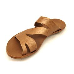 Gold Open Toe Leather Slides, Gold Leather Open Toe Slides, Gold Leather Sandals With Rubber Sole, Leather Toe Loop Slides For Beach, Gold Leather Slides With Leather Footbed, Gold Sandals With Leather Lining For Summer, Gold Leather Slides For The Beach, Gold Leather Beach Slides, Gold Open Toe Sandals With Leather Lining