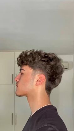 mens haircut Mens Haircuts Wavy Hair, Gents Hair Style