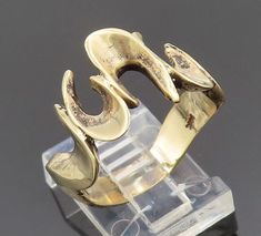 14K GOLD - Vintage Modernist Open Swirl Pattern Ring Sz 8.5 - GR432 Jewelry Type:          Ring Metal Type:             14k Gold  Metal Size:              8.5 Finger  Stone Type:             N/A Condition:               N/A Jewelry Weight:      7.3 Grams PLEASE NOTE: THIS ITEM IS PRE-OWNED. ALTHOUGH MOST ITEMS ARE IN VERY GOOD CONDITION, SOME MAY NEED CLEANING AND/OR MINOR REPAIRS. WE MAKE A VERY STRONG EFFORT TO UPLOAD CLEAR PICTURES. PLEASE INSPECT ALL PICTURES AND ASK ALL QUESTIONS YOU MAY HAVE PRIOR TO MAKING A PURCHASE. NOT ALL STONES ARE GENUINE, SOME ARE ENHANCED OR CREATED. Modernist Jewelry Rings, 5 Fingers, Pattern Ring, Ring Metal, Swirl Pattern, All Pictures, Gold Metal, Swirl, Repair