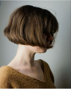 Super Short Stacked Bob, Short Stacked Bob Haircut, Super Short Bob, Lob Bob Hairstyles, Razor Bob, Short Stacked Bob, Razored Haircuts, Bob Hair Color, Stacked Bob