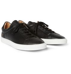 VERSATILE // Common Projects Leather Low Top Sneakers Gents Clothes, Common Projects, Low Top Sneakers, Designer Sneakers, Mr Porter