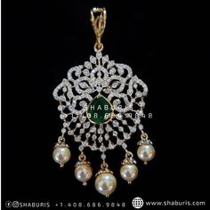 Diamond Tikka Diamond Pendant Mang Tikka Wedding jewelry south indian jewelry 925 silver jewelry Luxury Silver Tikka For Festivals, Diamond Tikka, Silver Jewelry Indian, Diamond Ornaments, Wedding Jewelry Indian, Jewelry Indian Wedding, Indian Bridal Jewelry, Silver Jewellery Indian, Cocktail Jewelry