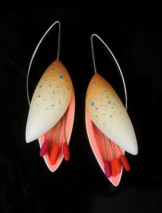 Split Blossom Earrings by Jeffrey Lloyd Dever (Polymer Clay Earrings) Polyclay Ideas, Earring Art, Branch Leaves, Polymer Clay Jewelry Tutorials, Gold Bar Earrings, Clay Hand, Metal Clay Jewelry, Polymer Clay Jewelry Diy, Clay Figurine