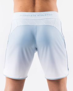 HIGHLIGHTS.. Unlined boardshort. 9” inseam Reflective branding at leg opening and back waistband Elastic waistband with adjustable self-tie drawcords Color-blocking panelling Water resistant fabric FIT SUGGESTION. This item runs true to Alphalete’s standard sizing.. Fit is based off of waist size in inches.. If you are between sizes, we recommend sizing up for a relaxed fit.. Eric is 6’2”/188cm, wearing a size 32. MATERIALS AND WASHING DIRECTIONS. 67% Nylon, 23% spandex. Due to the high saturati Tank Top Bras, Black Accessories, Water Resistant Fabric, Crescent, Tank Top Shirt, Color Blocking, Sports Bra, Bra, Relaxed Fit