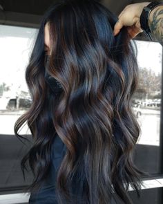 Black Hair With Cool Brown Highlights, Dark Brown With Black Hair, Black N Brown Hair, Dark Hair Mocha Highlights, Dark Hair Balayage Ideas, Black And Brown Balayage Hair, Long Dark Dimensional Hair, Dimensional Black Hair Color, Chocolate Brown Hair With Black Lowlights