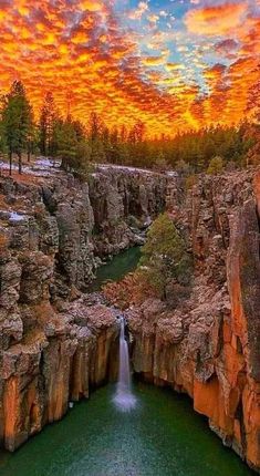 Travel world Beautiful Scenery Pictures, Scenery Photography, Scenery Pictures, Gorgeous Scenery, Fairy Queen, Arizona Usa, Beautiful Landscape Wallpaper, Beautiful Photos Of Nature, Beautiful Scenery Nature