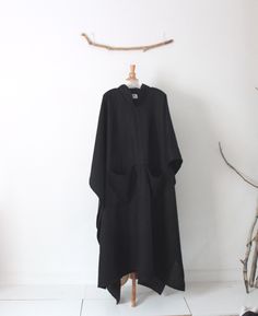 black linen poncho by anny Oversized Long Sleeve Cape With Pockets, Black Linen Winter Outerwear, Oversized Poncho With Pockets, Linen Poncho, Winter Poncho, Brooklyn Style, Poncho Coat, Big Pockets, Womens Jackets