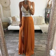 Get the boho look this spring with this cute chiffon side split maxi skirt! Made from chiffon. Not available in stores. Free Worldwide Shipping & 100% Money-Back Guarantee SIZE U.S. SIZE WAIST S 2-4 26 M 6-8 28 L 10-12 31 XL 14-16 34 XXL 16 36 XXXL - 38 4XL - 39 5XL - 46 Note: Sizes are in inches. Vetement Hippie Chic, Orange Maxi Skirt, Bohemian Chic Outfits, Lace Prom Gown, Beautiful Evening Dresses