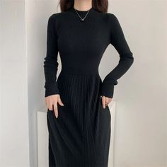 Kylethomasw Autumn/Winter British Style Celebrity Knitted Dress Solid Half High Neck Slim Fit Inner Matching Coat Pleated Long Dress Size Bust(cm) Sleeve(cm) Length(cm) размер Бюст Длина рукава длина платья Talla Cerco torácico Longitud de la manga Longitud de la ropa Taille Tour de poitrine Longueur des manches Longueur des vêtements Tamanho Pátio do peito Comprimento da manga de roupa Roupas longas S 70-130 57 114 M 72-131 58 115 L 74-132 59 116 Pleated Long Dress, Mid Calf Dresses, Womens Knit Dresses, Vintage Office, Korean Dress, Office Dresses, Knitted Dress, Vintage Elegant, British Style