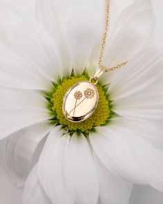 PHOTOS: No inserts, the photos are glued on. Please message us your photos after you place your order! ADDITIONAL ENGRAVING: Add this to your order: https://etsy.me/3CTK74W METAL/MATERIAL: 14K Gold Filled / Sterling Silver / 14K Yellow Solid Gold The metal material are stamped on the back of the locket. LOCKET DIMENSIONS: Locket Size - 19mm x 10mm (small) including the bail. Please check sizing before ordering. CHAIN: Sturdy 1mm smooth chain. The chain material matches the material of the locket Flower Charm Locket Necklace Keepsake, 14k Gold Oval Birth Flower Jewelry, Dainty Oval Pendant Locket Necklace For Anniversary, Birth Flower Locket Necklace For Mother's Day Anniversary, Medallion Locket Necklace With Birth Flower For Keepsake, 14k Gold Locket Necklace For Keepsake, Dainty Oval Locket Necklace For Anniversary, Round Pendant Locket Necklace With Birth Flower For Anniversary, Elegant Flower Charm Locket Necklace For Anniversary