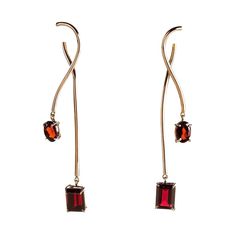 Fine Jewelry Red Dangle Earrings, Red Dangle Earrings, Handmade Red Fine Jewelry Earrings, Luxury 14k Gold Red Earrings, Luxury Red Gemstone Earrings, Luxury Yellow Gold Garnet Earrings, Villa Borghese, Deco Earrings, Tour Outfits