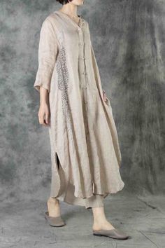 #embroidery #shirtdress #tunic #ramie Long Tunics For Women, Dress Design Pakistani, Ladies Long Top, Embroidered Shirt Dress, Linen Tunic Dress, Tunic Designs, Kurti Designs Party Wear, Trendy Fashion Tops