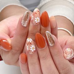 Fresh Manicure, Unghie Sfumate, Fall Gel Nails, Cute Nails For Fall, Easy Nails, Thanksgiving Nails, Orange Aesthetic, Fall Nail Art