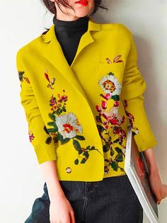 Rounded Wardrobe, Floral Lapel, Fashion Black And White, Embroidered Coat, Elegant Sweater, Patterned Cardigans, Cardigan Outfits, Floral Jacket, Fashion Elegant