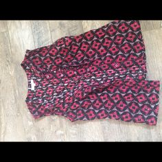 Shell Blouse Brand New Red Sleeveless Blouse For Work, Red Floral Print Rayon Blouse, Shell Blouse, 2 Colours, Black Red, Tory Burch, Checks, Black And Red, Size 2