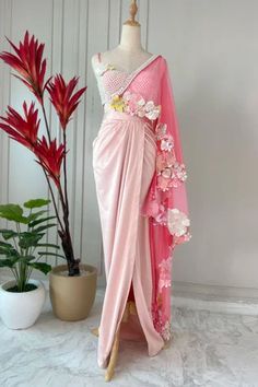 Shop for Riantas Coral Tulip Draped Skirt Set for Women Online at Aza Fashions Baju Kahwin, Coral Skirt, Draping Fashion, Outfits Woman, Saree Designs Party Wear, Indian Dresses Traditional, Designer Outfits, Ethnic Outfits, Designer Party Wear Dresses